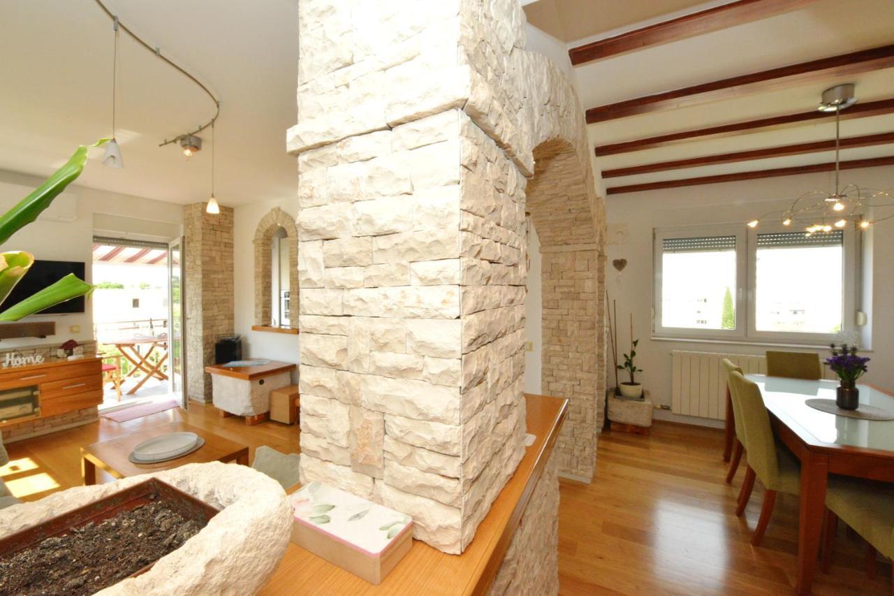 Barbora Apartment